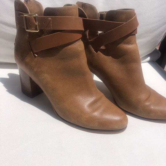 Size 8 Cole Haan tan leather booties - Picture 1 of 4